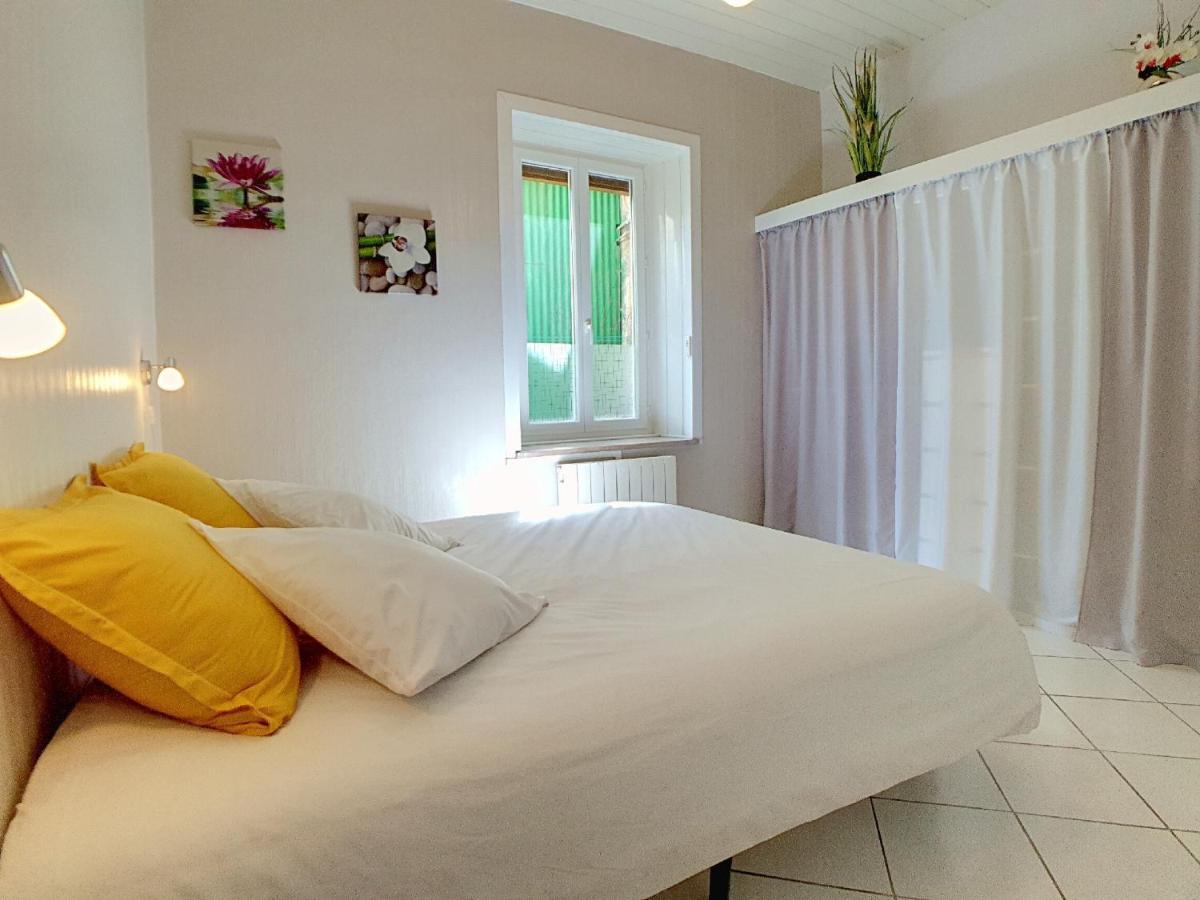 Stop Chez M Cozy # Qualite # Confort # Simplicite Pierre Benite Bagian luar foto